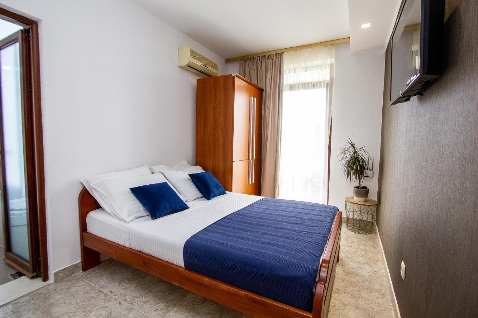 Apartments Ardura Petrovac Ngoại thất bức ảnh