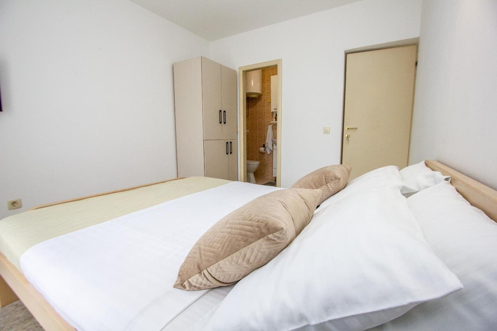 Apartments Ardura Petrovac Phòng bức ảnh